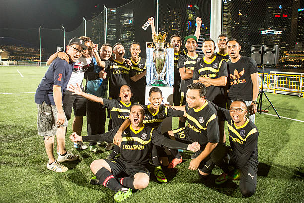 并在禁区边 并在禁区边