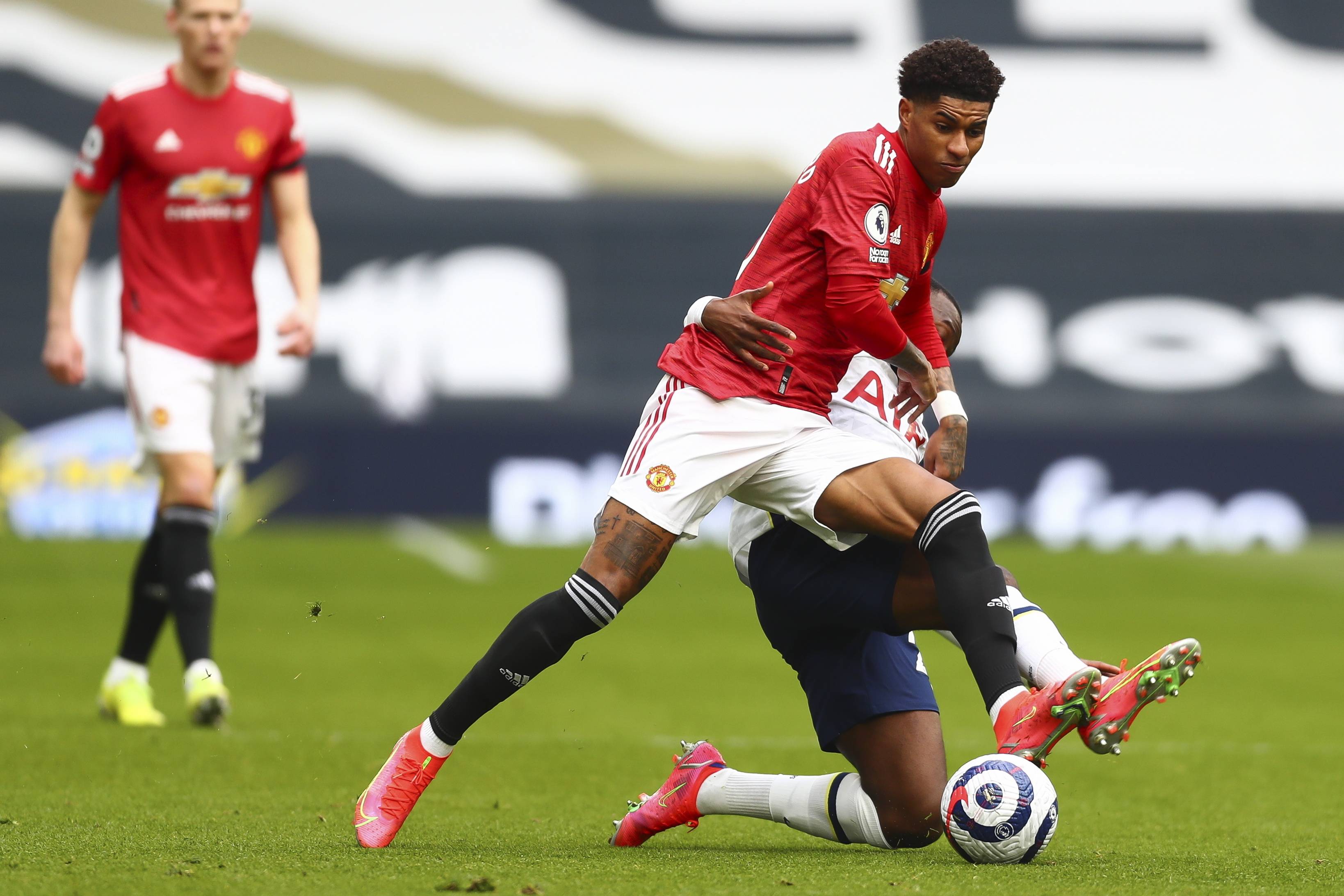 球战术扳平 球战术扳平